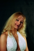 Irina-L-CoN01_00x Irina-L-CoN01_00x